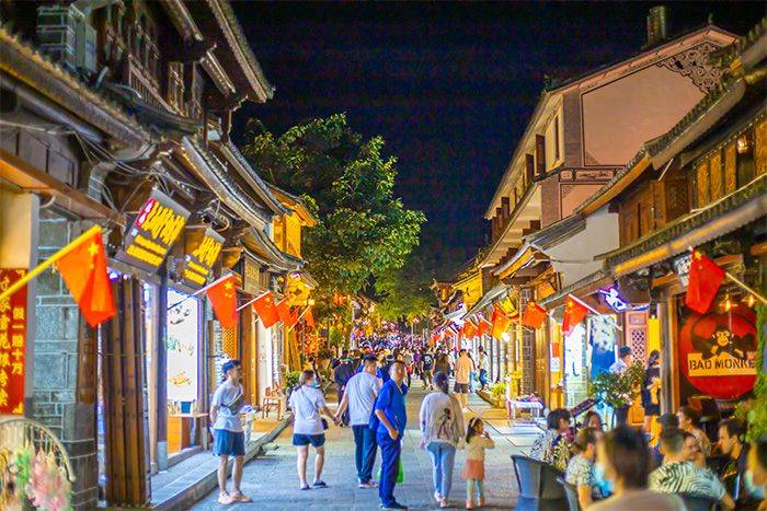 山東濟南夜景照明工程,樓體樓宇亮化工程,LED發(fā)光標(biāo)識工程,夜景景觀照明工程,夜景泛光照明,LED照明,LED發(fā)光字工程,亮化工程,LED外露發(fā)光字