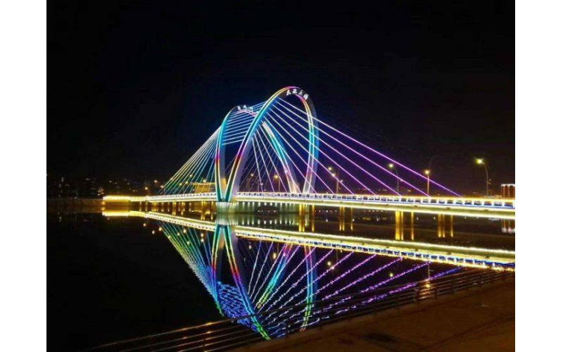 做好這四點(diǎn)，城市廣場夜景照明能給人們提供視覺享受